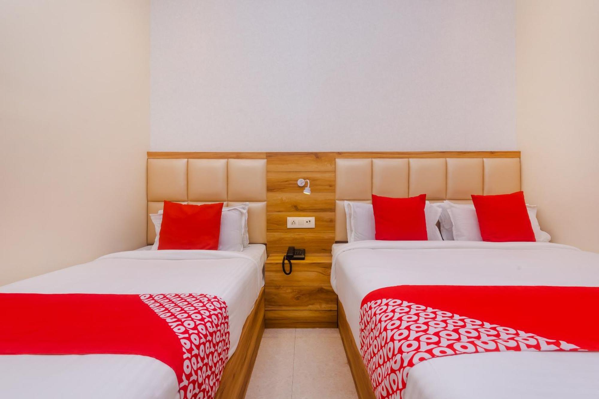 Hotel Sun City Near Saifee Hospital And Hn Reliance Hospital Bombay Eksteriør billede