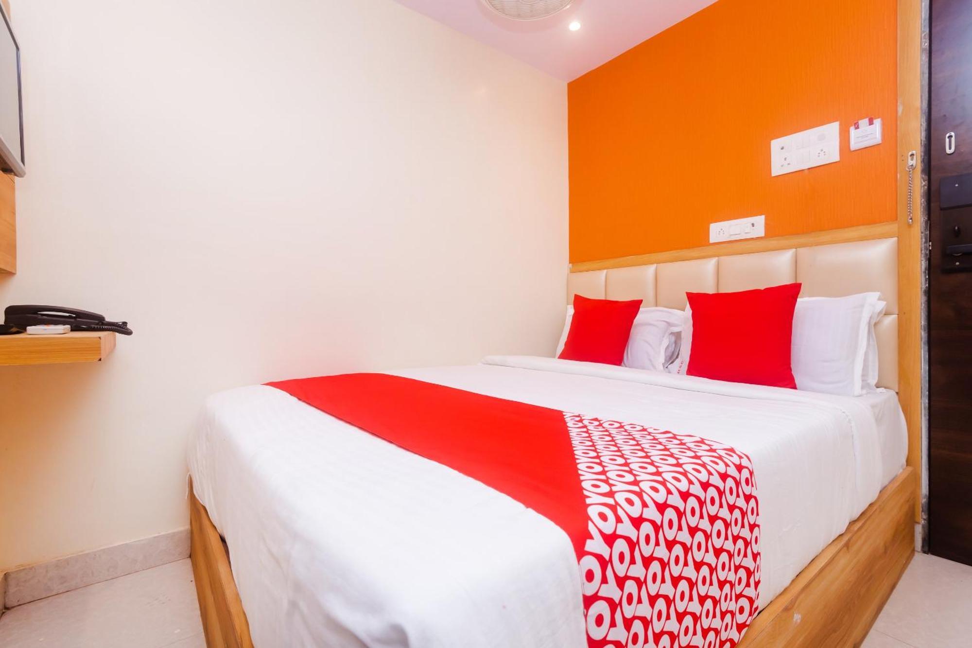 Hotel Sun City Near Saifee Hospital And Hn Reliance Hospital Bombay Eksteriør billede