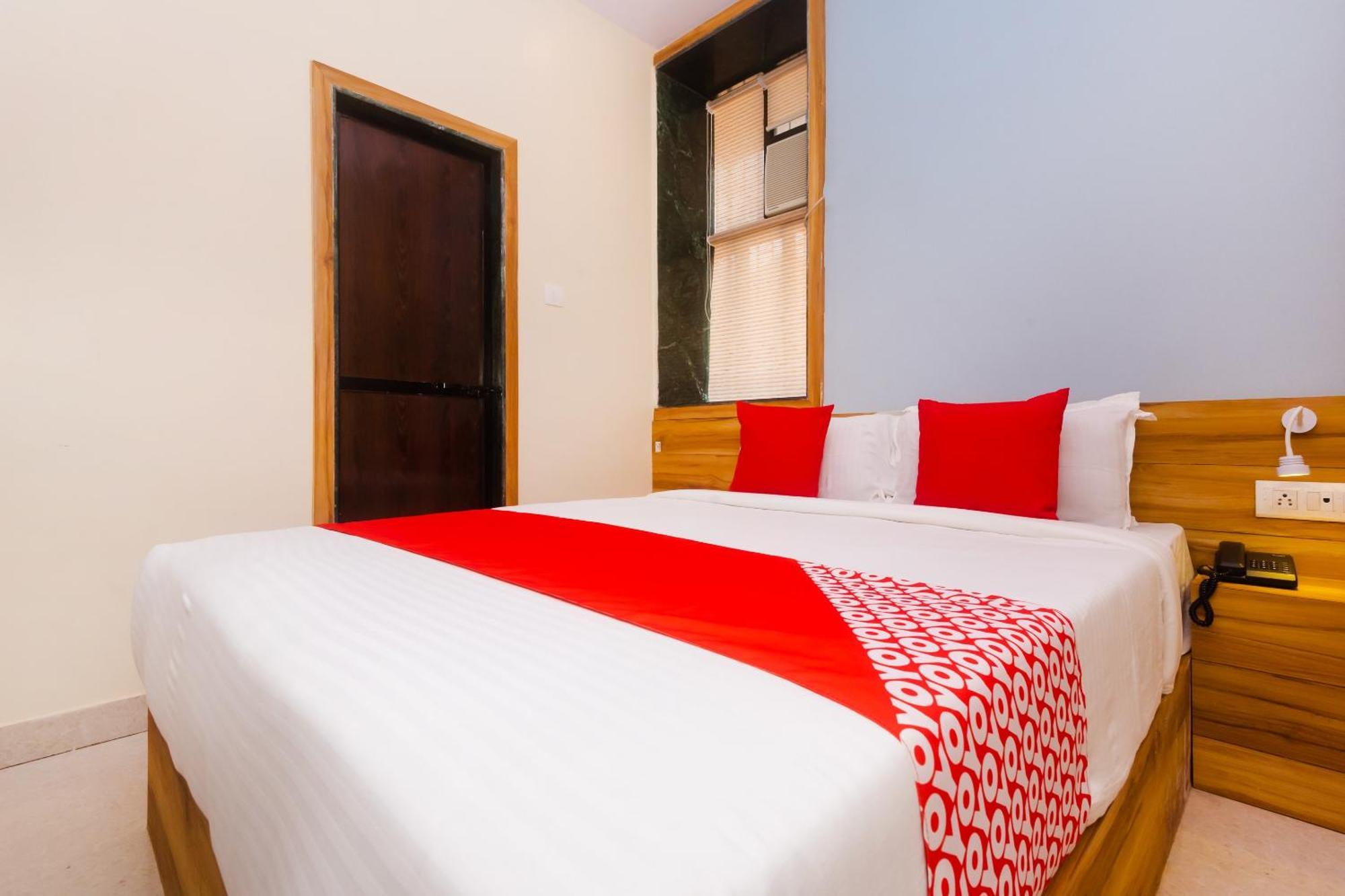 Hotel Sun City Near Saifee Hospital And Hn Reliance Hospital Bombay Eksteriør billede